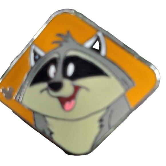 Disney Mieko Raccoon Trading Pin Hidden Mickey Pocahontas Lapel Pin Brooch Badge - Picture 1 of 5